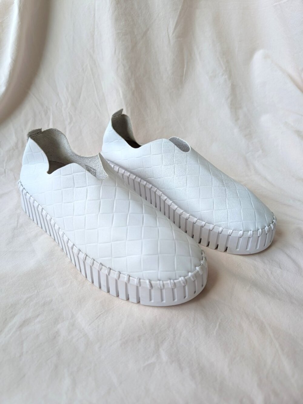 Ilse Jacobsen Hornbæk | White Leather Quilted Slip-On Sneaker | EU 39/US 8